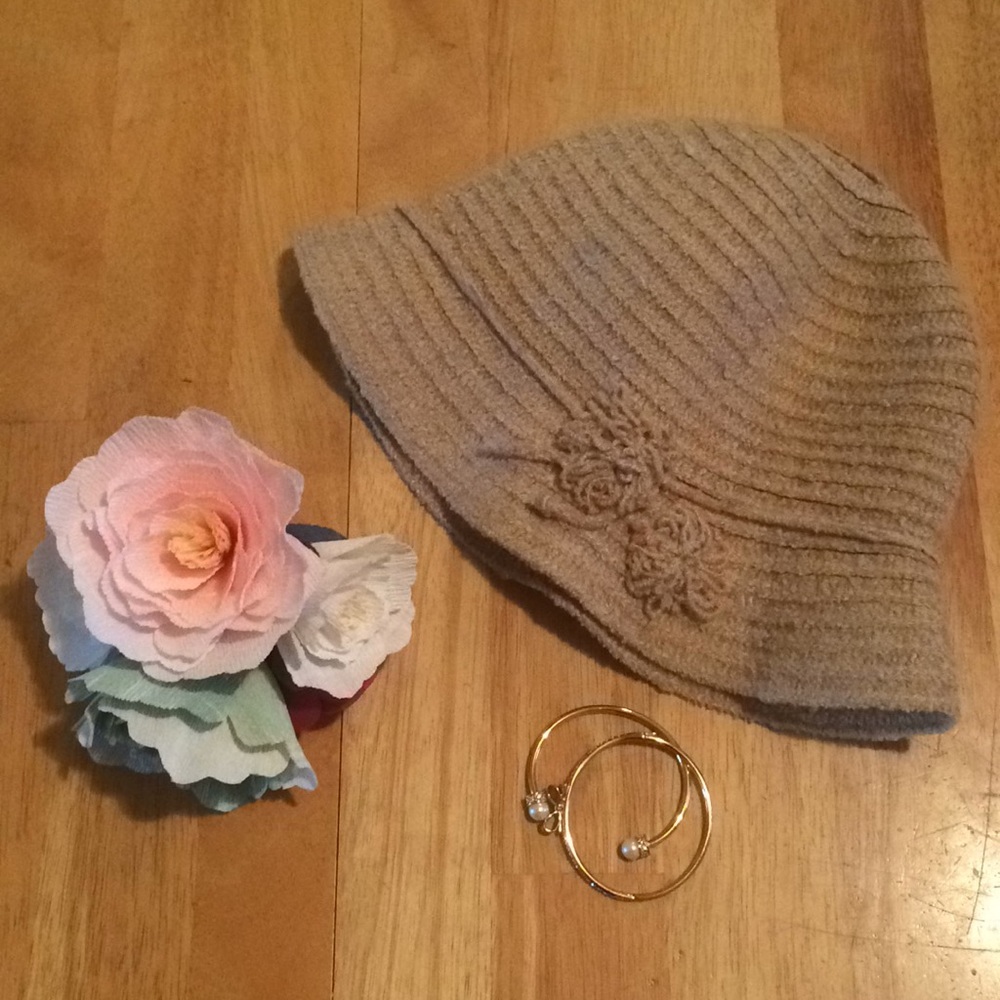 Adorable Bucket Hat - Picture 2 of 5
